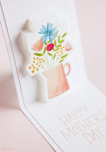 How to Make Print & Cut Pop Up Cards in Silhouette Studio 4.1 #silhouettecameo